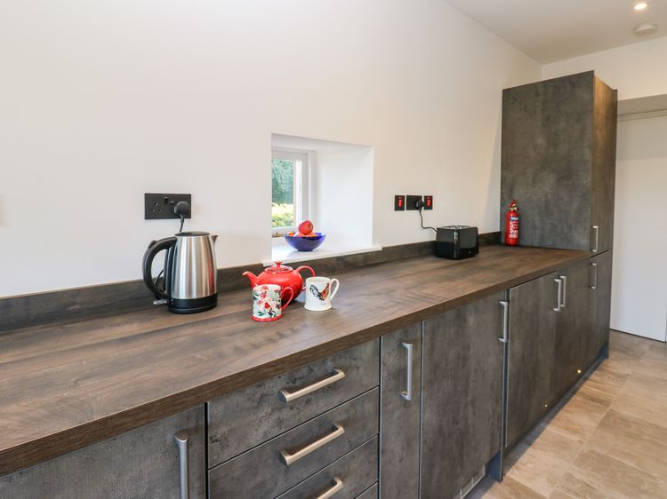 Luham Cottage, listing photograph 12