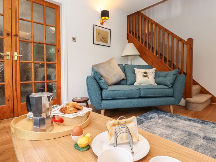 Cherry Tree Cottage, listing photograph 7