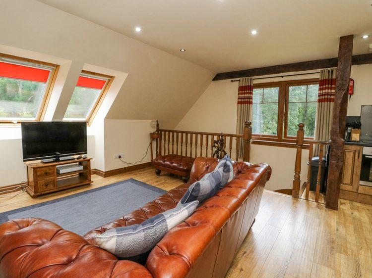 Glenmhor Apartment, listing photograph 5