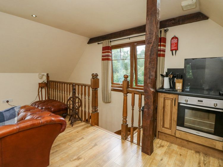 Glenmhor Apartment, listing photograph 7