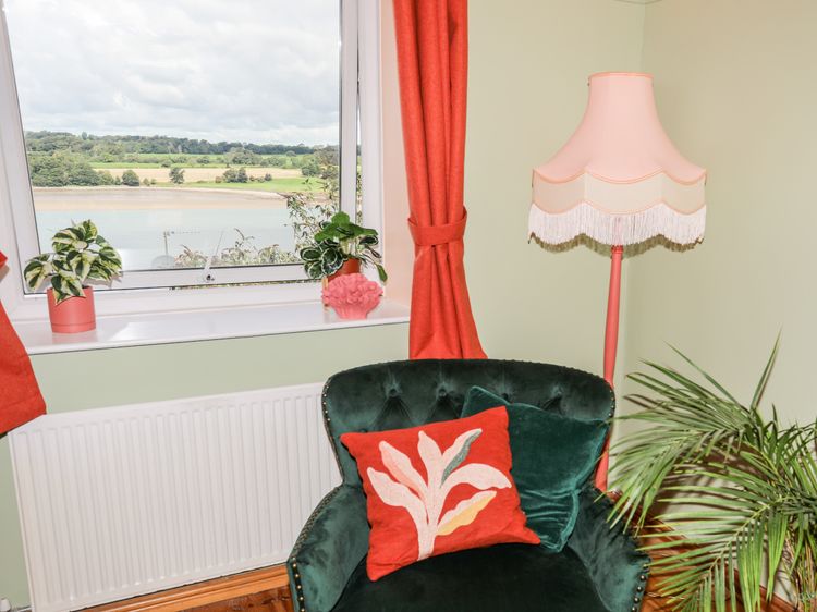 12 Brynffynnon, listing photograph 11