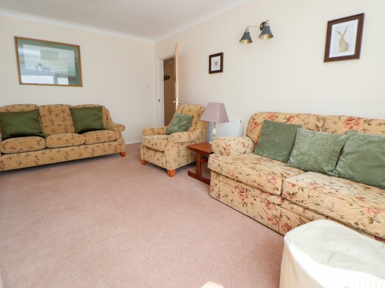 Bryn Bach, listing photograph 4