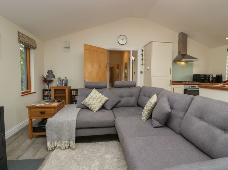 Bay Tree Lodge, listing photograph 6
