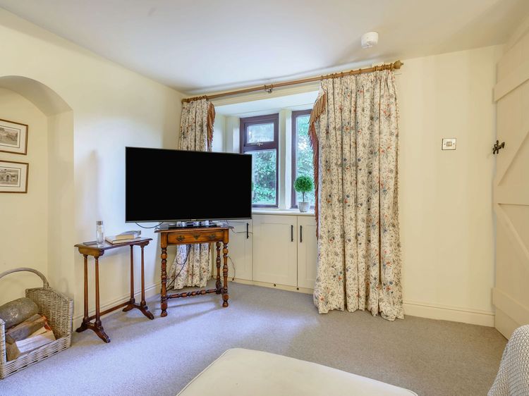 Mulberry Cottage, listing photograph 7