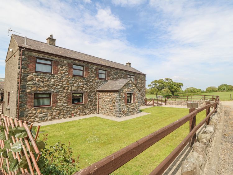 Yr Hen Stabl, listing photograph 2
