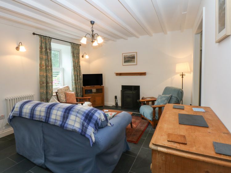 Chandos, listing photograph 2