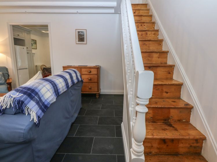 Chandos, listing photograph 8