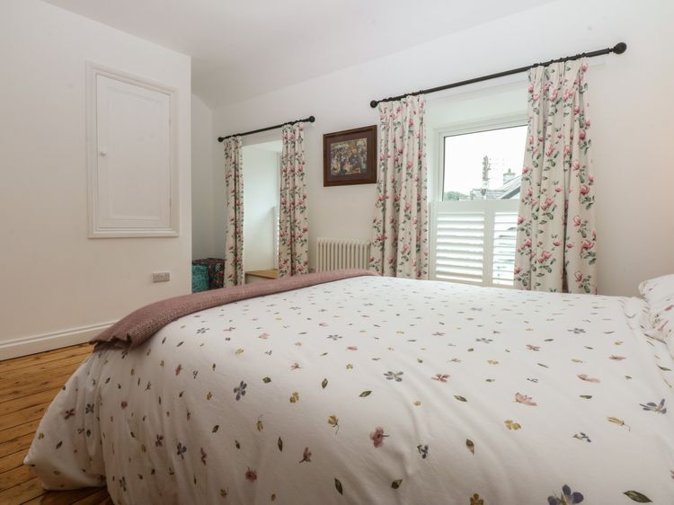 Chandos, listing photograph 11