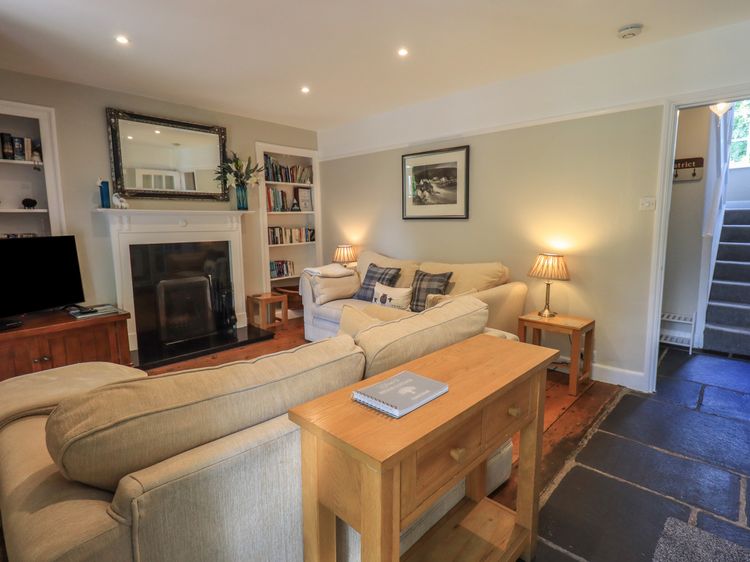 Brook Cottage, listing photograph 7