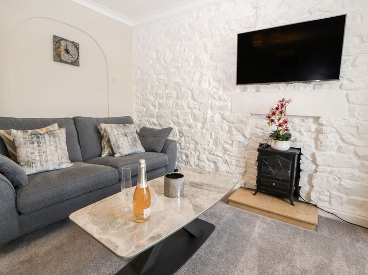 Market Square Maisonette, listing photograph 4