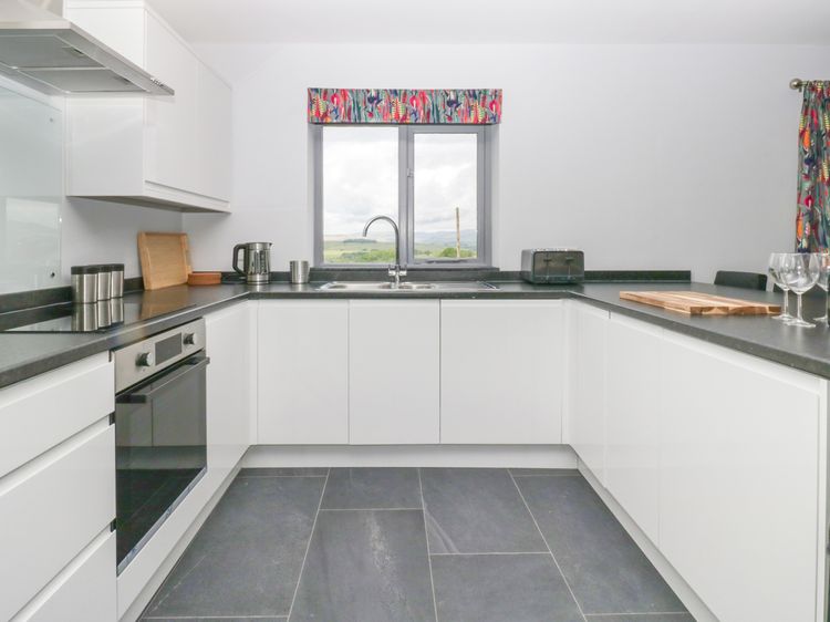 Fell View Cottage, listing photograph 11
