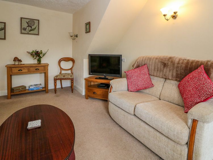 Rose Cottage, listing photograph 7