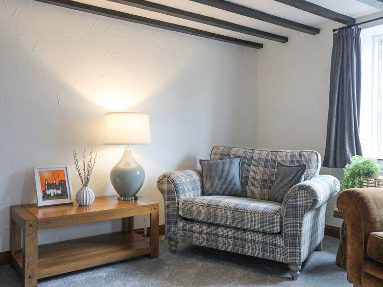 5 The Crescent, listing photograph 6