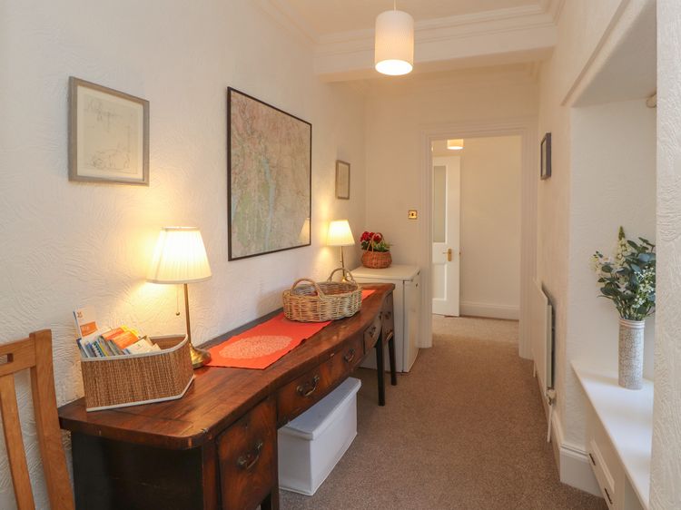 2 Birkhead, listing photograph 3