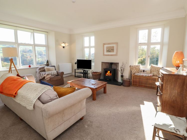 2 Birkhead, listing photograph 2