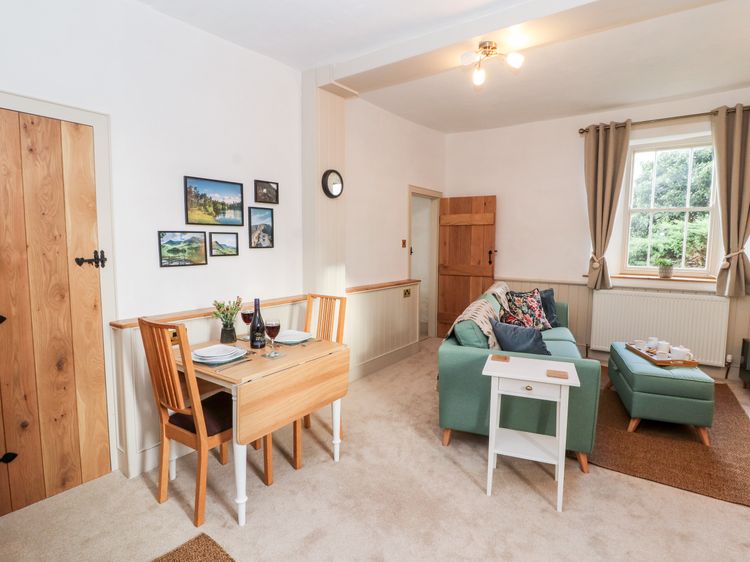 Natland Hall Cottage, listing photograph 6