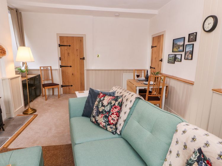 Natland Hall Cottage, listing photograph 8