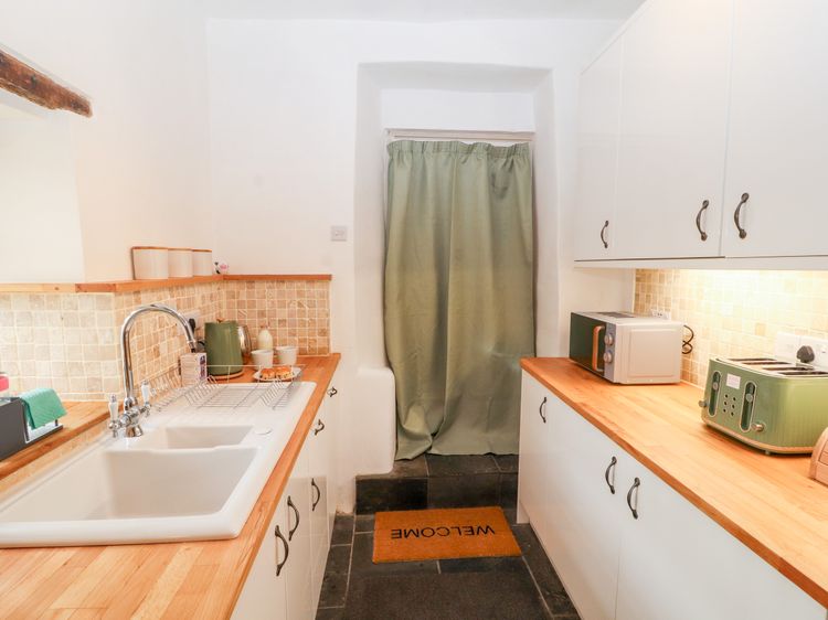 Natland Hall Cottage, listing photograph 12