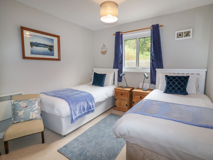 9 Oakley Wharf, listing photograph 7
