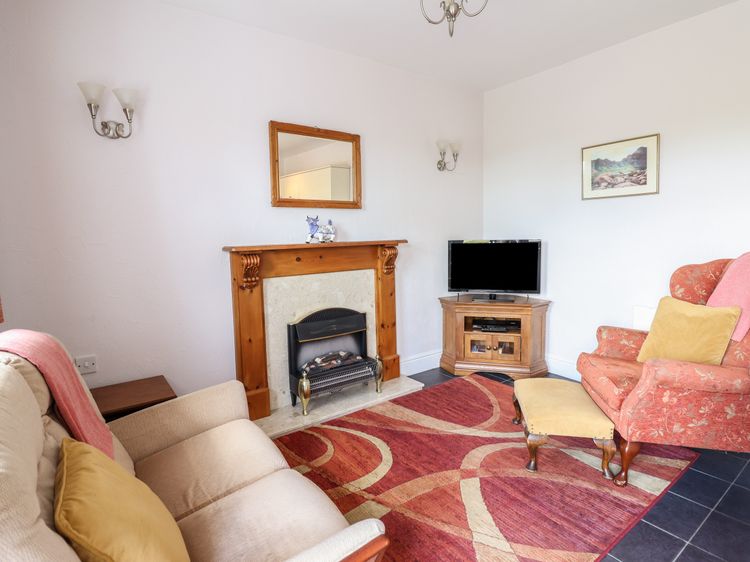 Ty Llaeth Cottage, listing photograph 4