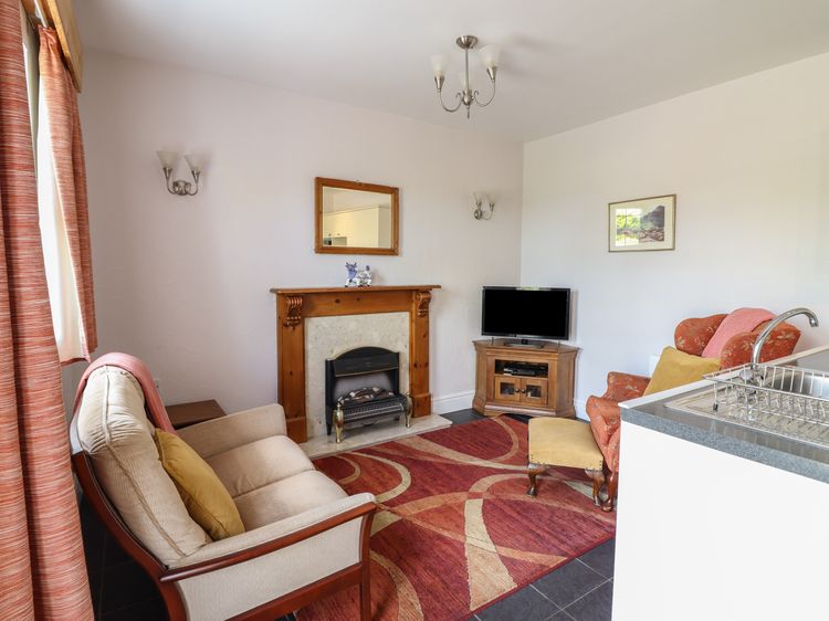 Ty Llaeth Cottage, listing photograph 5