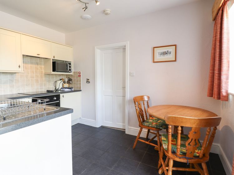Ty Llaeth Cottage, listing photograph 8