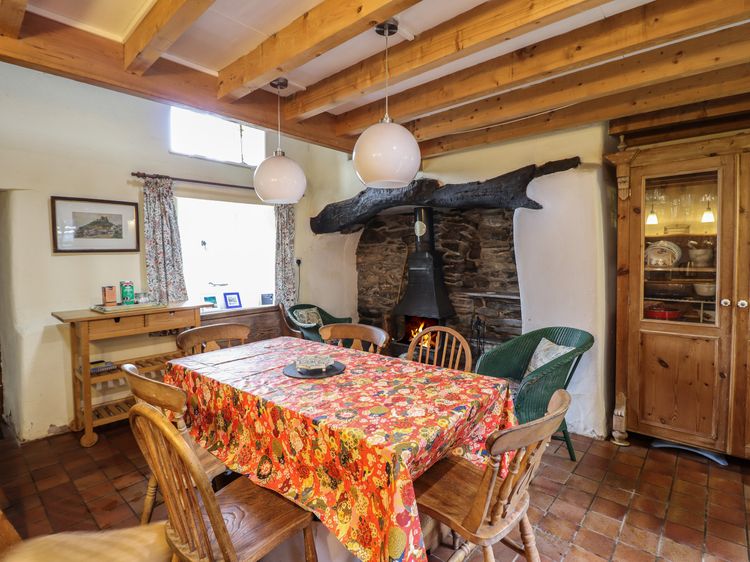 The Long House, listing photograph 6