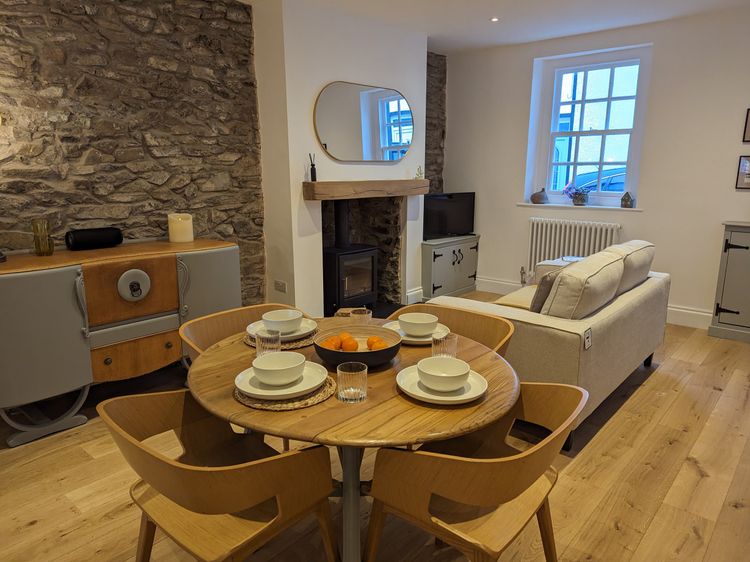 Merywen Cottage, listing photograph 8