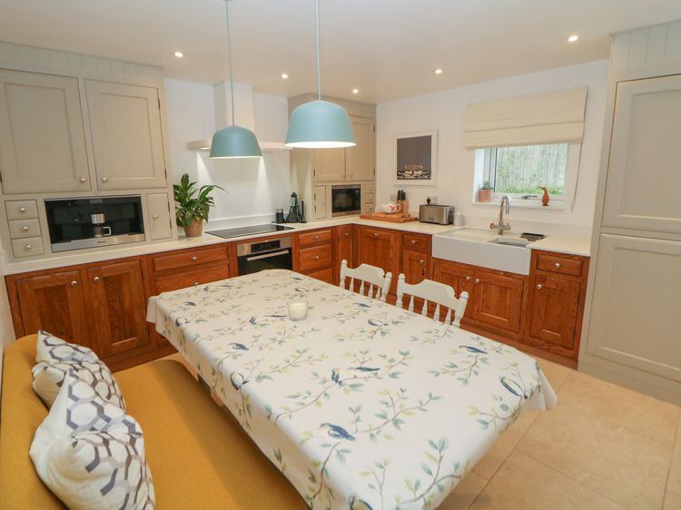 Harebell Cottage, listing photograph 5