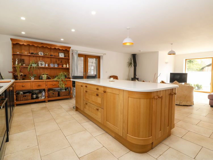 Yr Hen Dairy, listing photograph 12