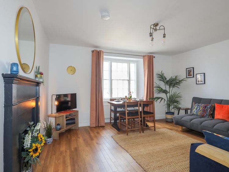 1 Tyn Y Gongl Cottage, listing photograph 6