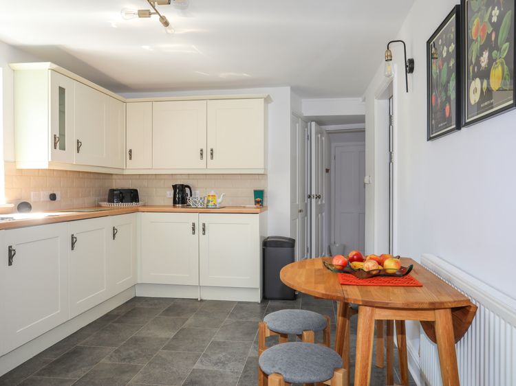 1 Tyn Y Gongl Cottage, listing photograph 11