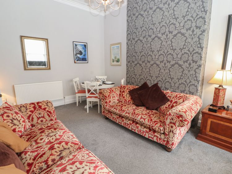 The Retreat, listing photograph 4