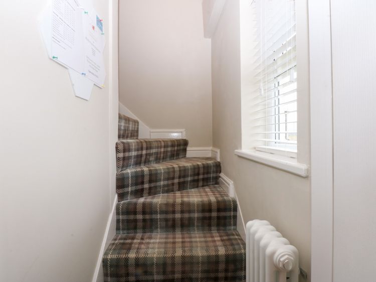 Pine Cottage, listing photograph 11