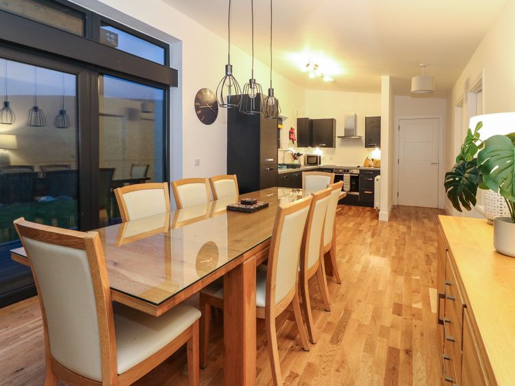 2 Strathtay Lodges, listing photograph 7