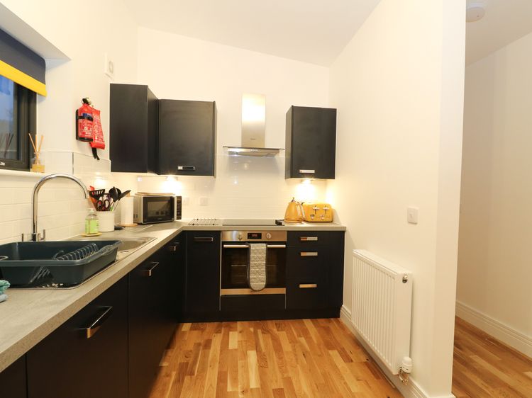 2 Strathtay Lodges, listing photograph 10