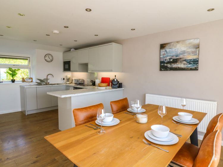 1 Gibraltar Terrace, listing photograph 9