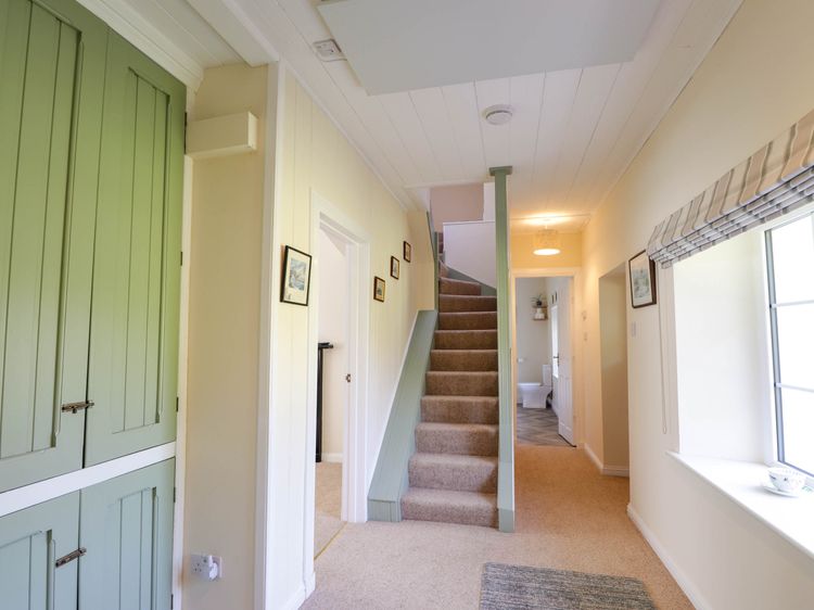 North Cottage, listing photograph 4