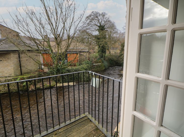 Bear Pit Cottage, listing photograph 12