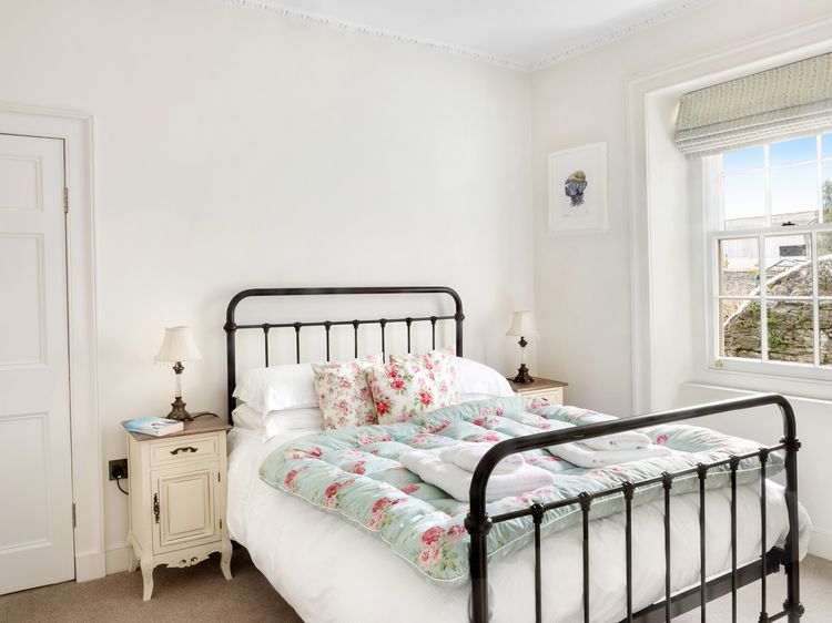 Milton House, listing photograph 4