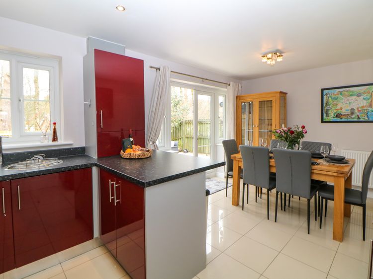 Woodland View, listing photograph 6