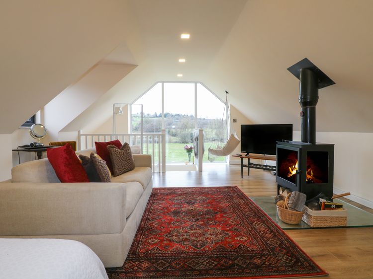 The Loft at Amber View, listing photograph 5