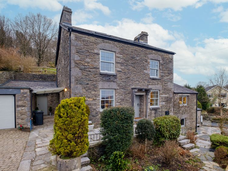 Sunny Brae, listing photograph 2