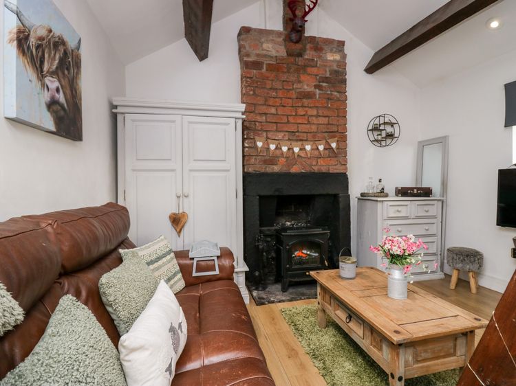 High Wreah Bolt Hole, listing photograph 9