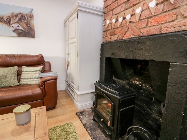 High Wreah Bolt Hole, listing photograph 11