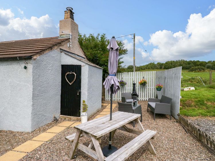 High Wreah Bolt Hole, listing photograph 3