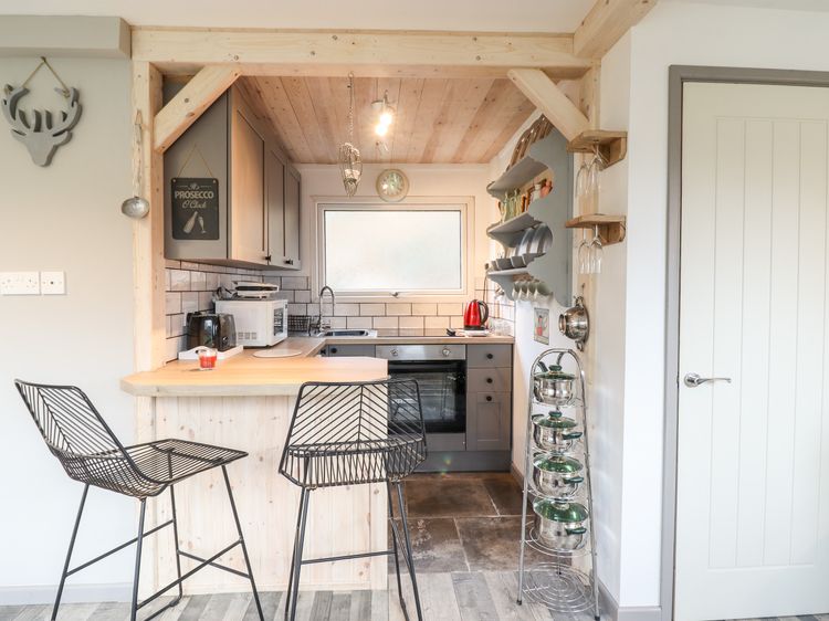 Chalet Forte, listing photograph 11