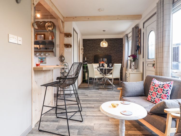 Chalet Forte, listing photograph 12