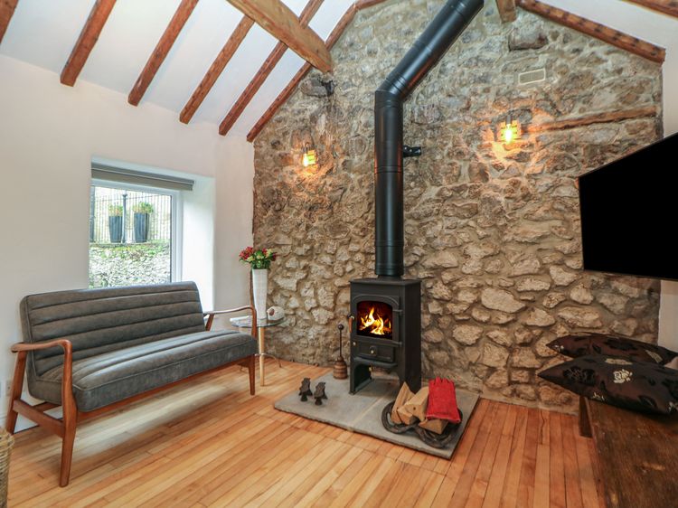 Tor Barn, listing photograph 5