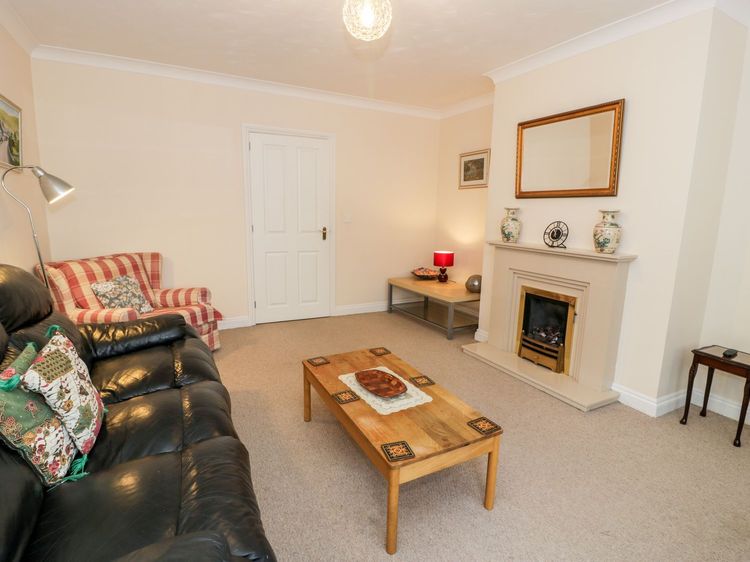 Tremyfron, listing photograph 4